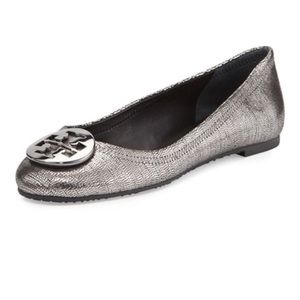 Tory Burch Sequin-Embossed Reva Ballet Flats in Silver, Size 8